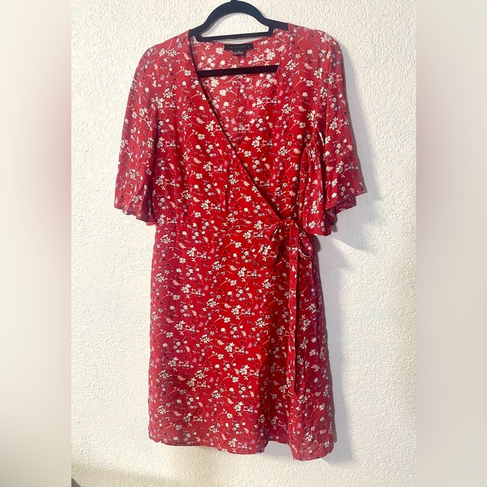 Sanctuary Red Floral Faux Wrap spring Cottagecore Dress flutter sleeves size m